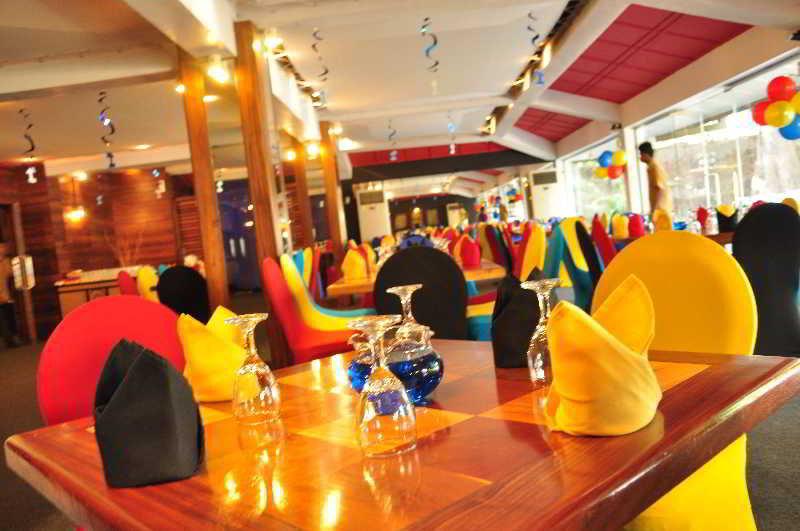 The Sovereign Hotel Colombo Exterior photo